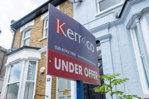 What does under offer mean?